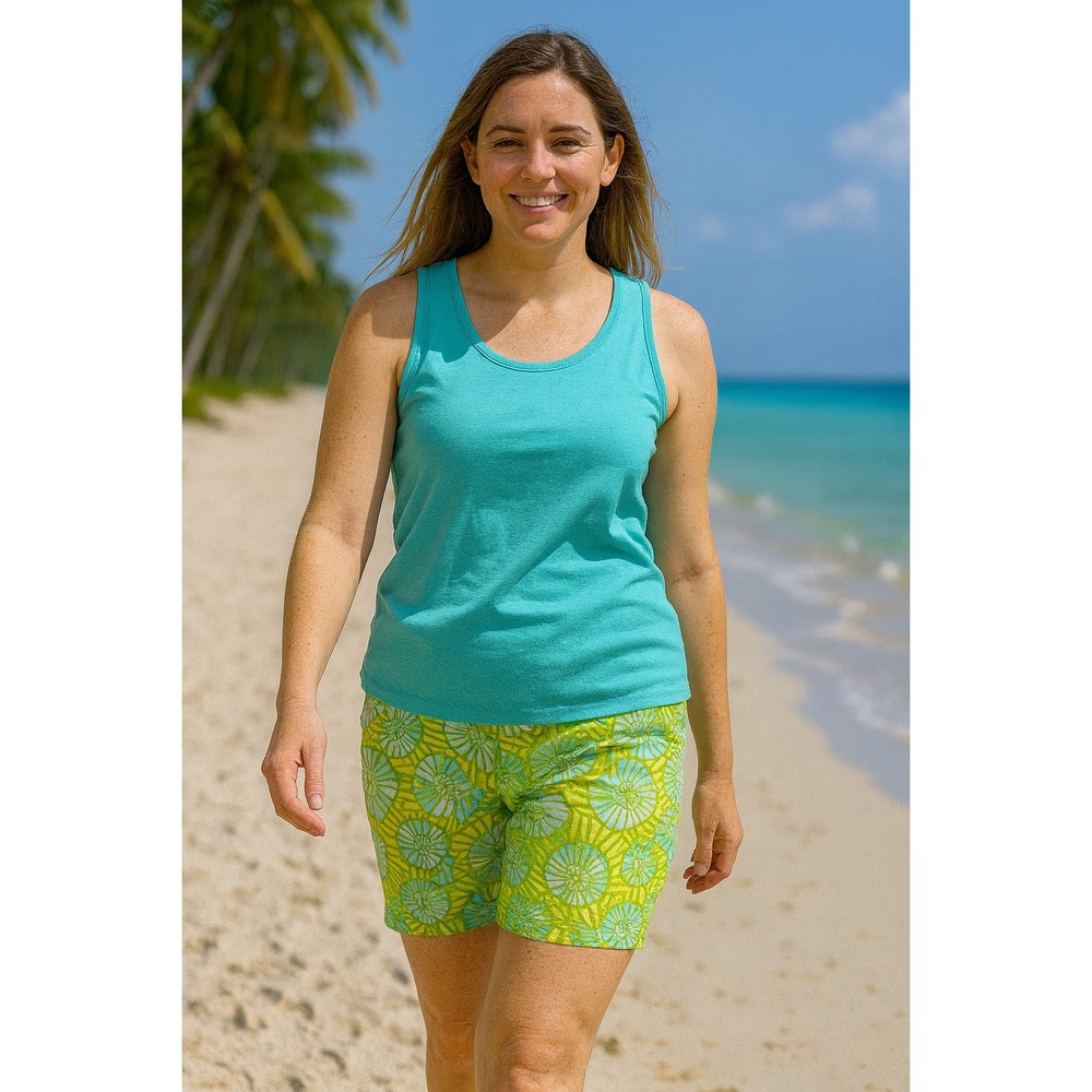 Lilly Pulitzer Women'sโ Size 10 Green Sea Shells Print Bermuda Shorts